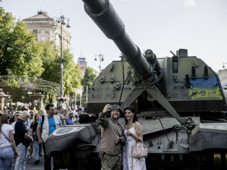 Politika je povozila ekonomijo in pospešila deglobalizacijo