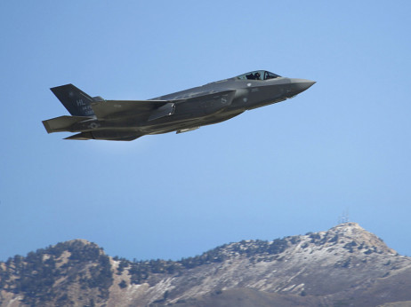 Problematični lovec F-35 zlata jama za Locheed Martin
