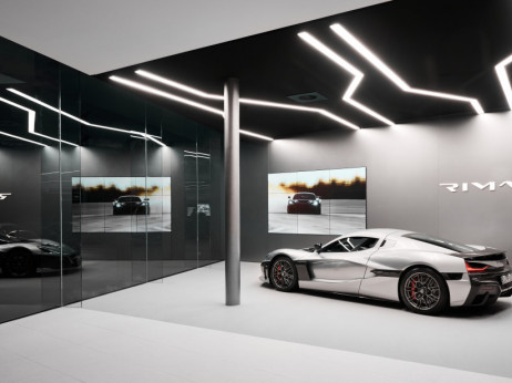 Porsche nad težave s prevzemom Bugatti Rimca?