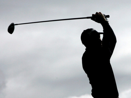 Kaj imajo skupnega Trump, morski pes in Savdijci? Golf, seveda