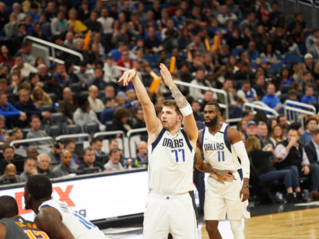 Finale lige NBA: Oderuške cene vstopnic pokvarile načrte slovenskih navijačev