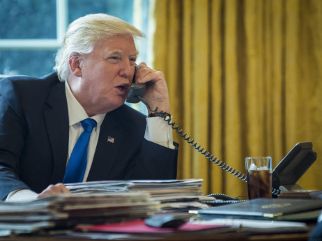 Trump o Xiju: 'Poklical me je'