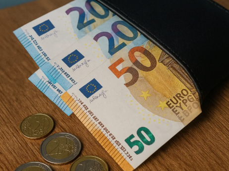 Slab mesec za delniške vzajemne sklade: To se je zgodilo le trikrat v zadnjih petih letih