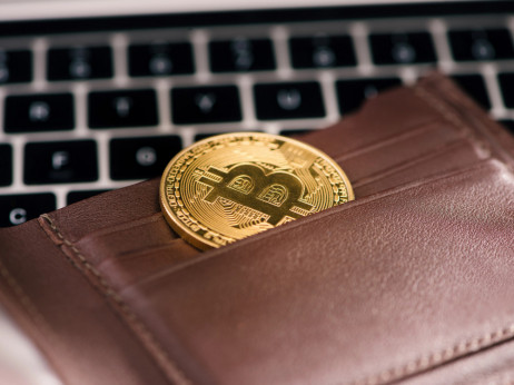 'Naš dolar, vaš problem' Ali kriptovalute ogrožajo položaj dolarja?